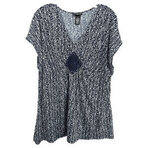 Catherines Plus Size 22W 24W Top 2X Blue Any‎ Wear Crochet Navy Blue White 1386